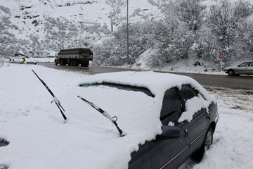 برف در گردنه حیران آستارا