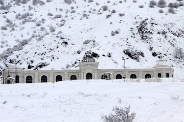 برف در گردنه حیران آستارا