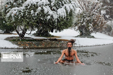 Snowy day in Iranian capital