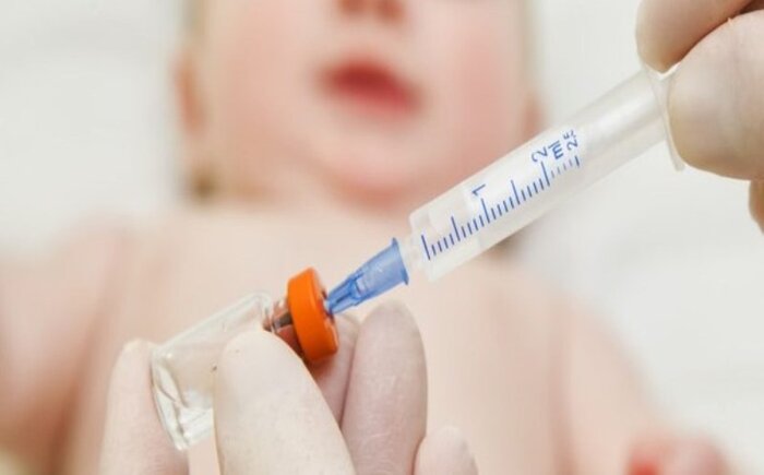 بیش از ۱۶۱ هزار دز واکسن فلج اطفال در همدان تلقیح و تزریق شد
