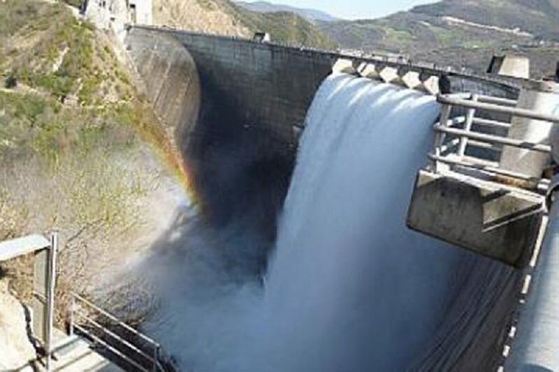 122 تاسیسات پیشرفته آبی تا پایان دولت در کشور بهره‌برداری می‌شود