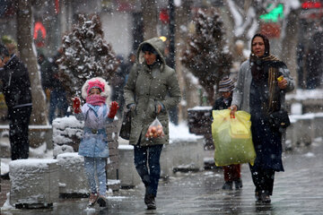 هواشناسی از ریزش پراکنده برف طی ۲۴ ساعت آینده در استان همدان خبر داد