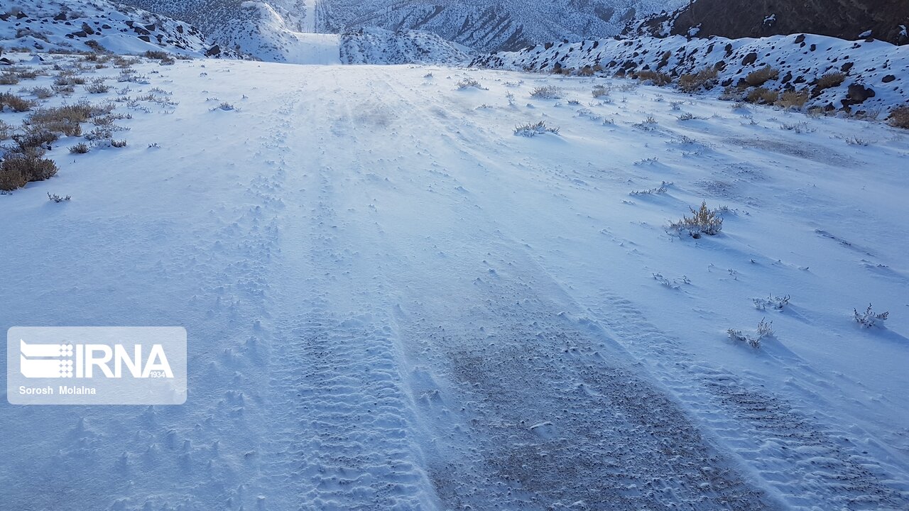 برف جاده شاهرود - گرگان را بست