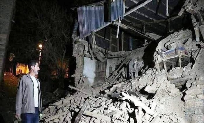 آمار اولیه از مرگ دست کم ۴ نفر در زلزله شرق ترکیه حکایت دارد