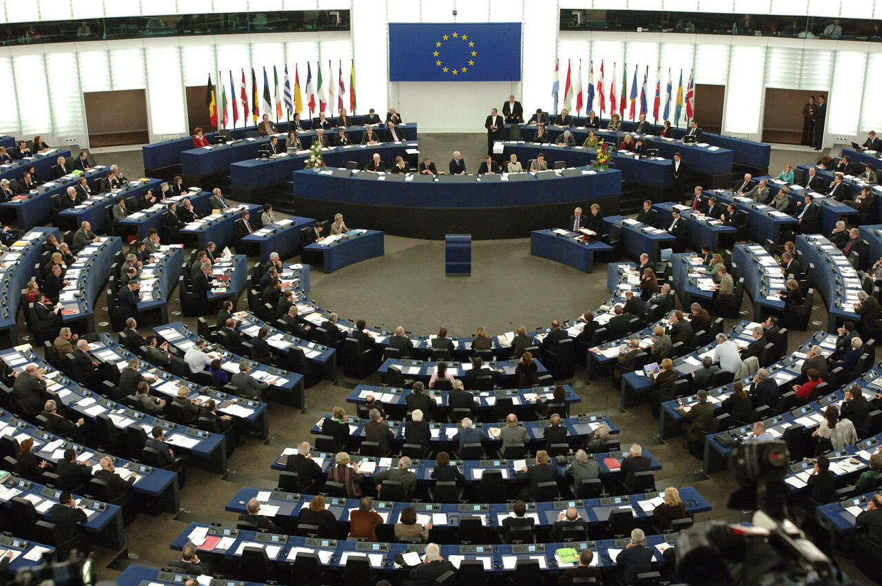 پارلمان اروپا پرونده اختلاس در لبنان تشکیل داد