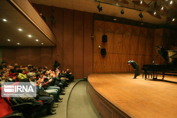 Mitra Kotte plays piano in Tehran