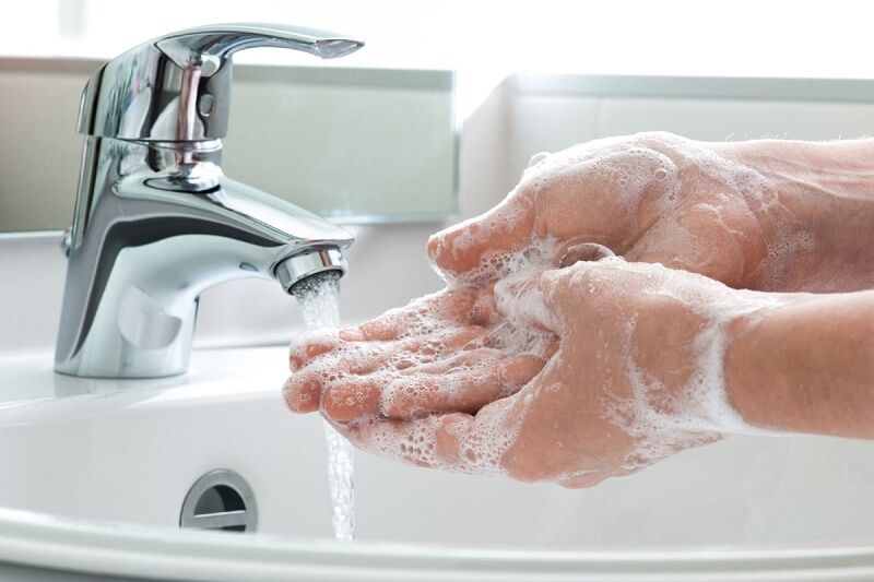 برای مقابله با آنفولانزا و کرونا؛ شستن مکرر دست‌ها را جدی بگیرید