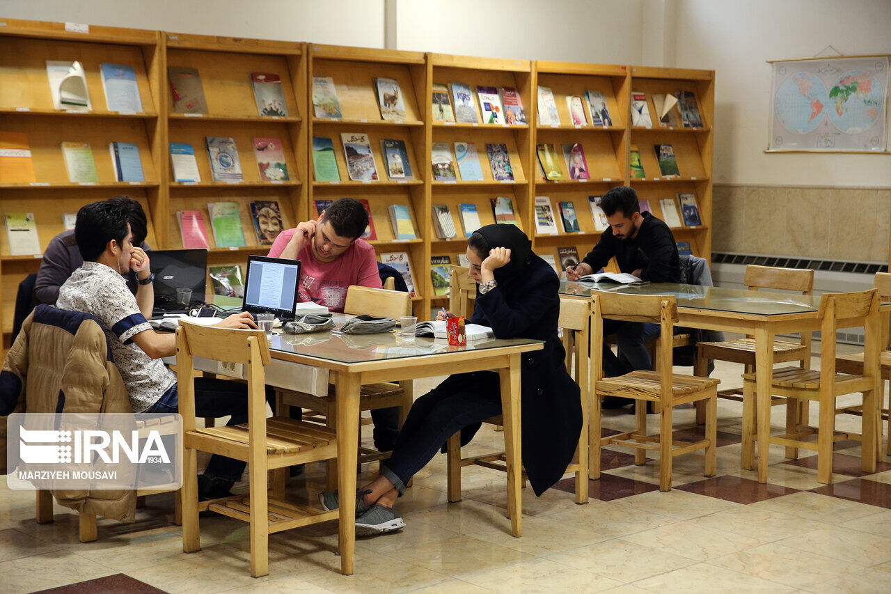 ایران کی سائنسی مضامین میں علاقے میں تیسری پوزیشن ایران کی سائنسی مضامین میں علاقے میں تیسری پوزیشن