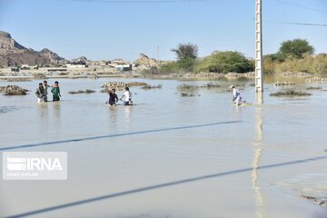 کودکان سیل‌زده با دریافت کمک فرهنگی، می‌فهمند تنها نیستند