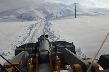 راه ارتباطی ۲۰ روستای میاندوآب بازگشایی شد