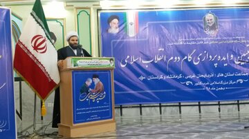 سردار سلیمانی بنیانگذار تفکر وحدت اسلامی در آشوب فتنه‌ها است