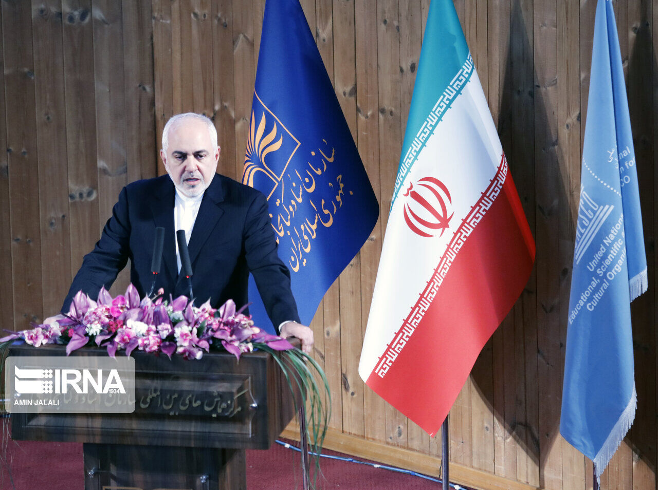 Zarif: Threats to destroy Iran's civilization centers, clear case of "cultural terrorism" 