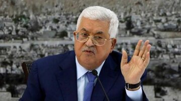 خشم صهیونیست‌ها از دیدار نخست‌وزیر پیشین‌ این رژیم با محمود عباس