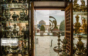 Isfahan handicrafts in Naqsh-e Jahan Square