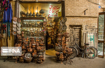 Isfahan handicrafts in Naqsh-e Jahan Square