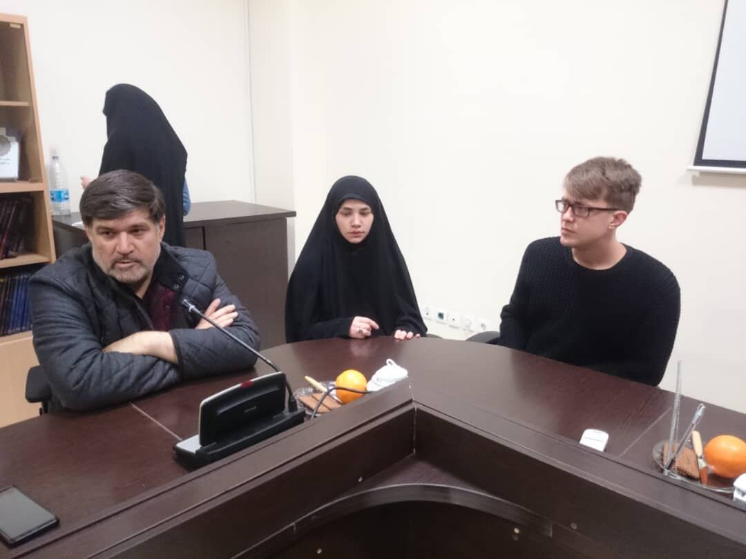 زوج نومسلمان روس: اسلام به ما هویت بخشید 
