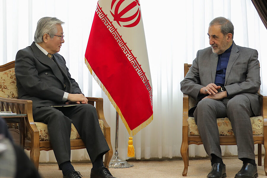 ولایتی: خروج آمریکا، روند صلح و ثبات افغانستان را تسریع میکند