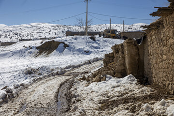 امدادرسانی به روستای آرندی پس از زلزله