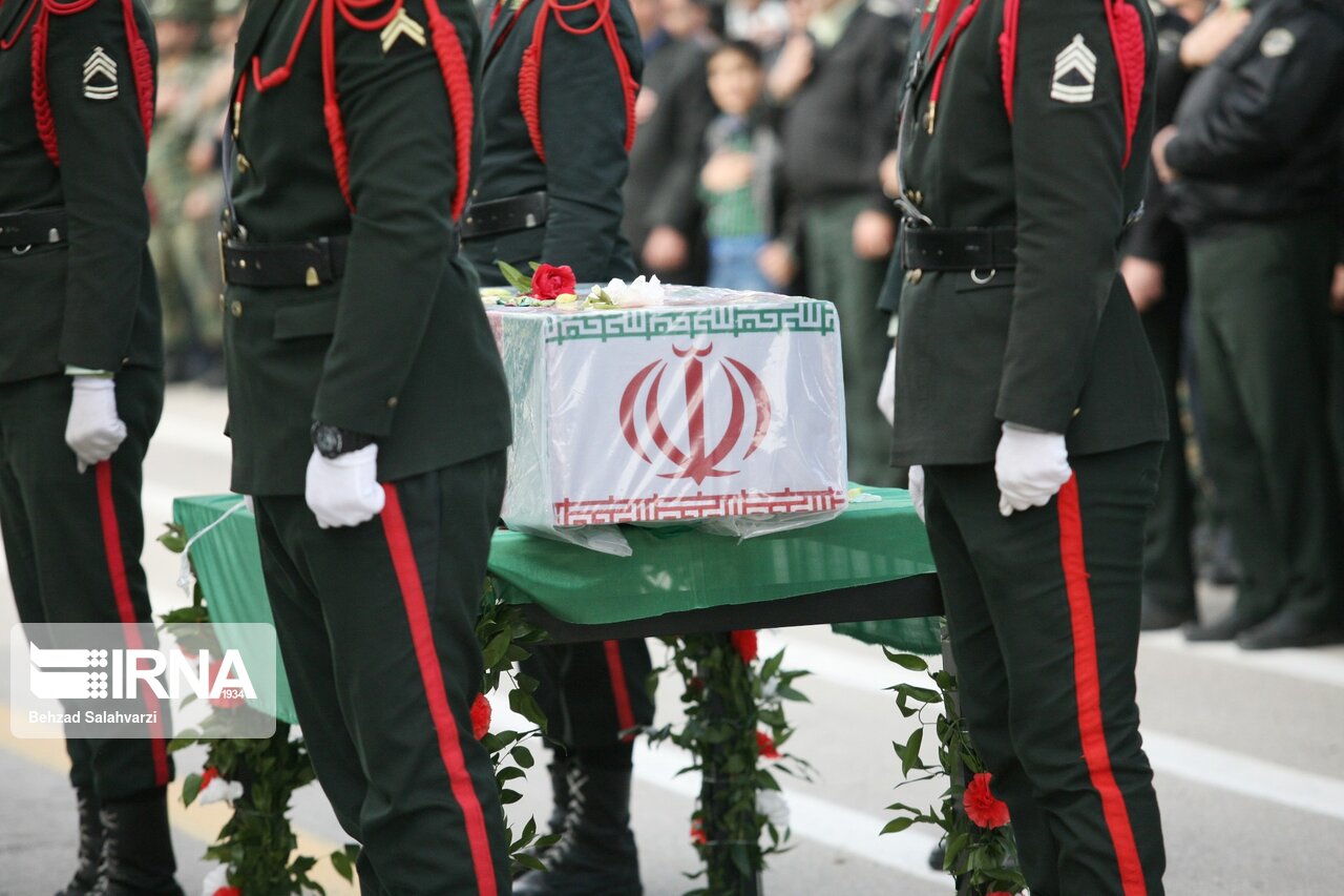 پیکر مطهر شهید مدافع وطن در الوند تشییع شد
