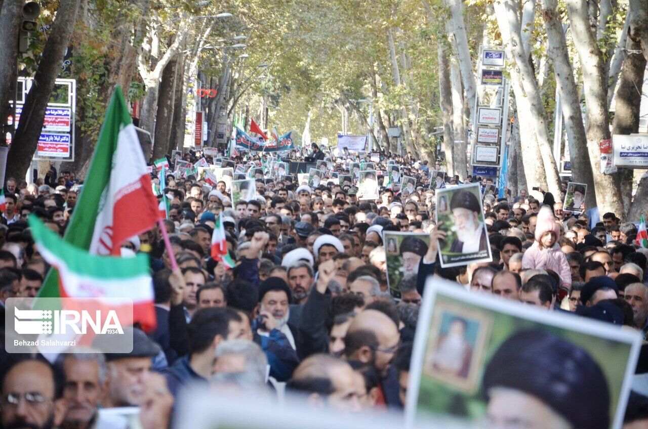 حاکمیت مردم بر سرنوشت خود مهمترین دستاورد انقلاب است