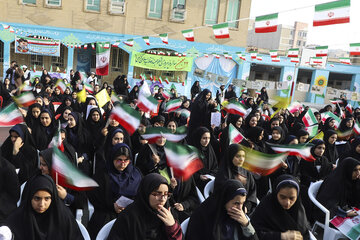 آیین نواختن زنگ چهل و یکمین سالگرد پیروزی انقلاب اسلامی در اهواز