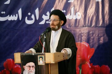 امر به معروف و نهی از منکر یک وظیفه عمومی است