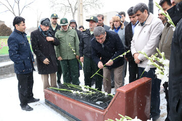 تجدید بیعت مسوولان همدان با آرمان‌های امام راحل و شهدا