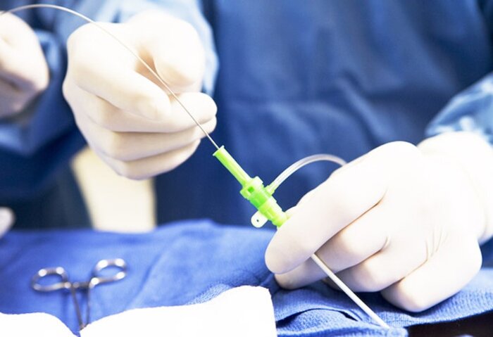 38 خط تولید تجهیزات پزشکی در پیام البرز راه اندازی می شود