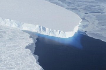 گرم شدن کره زمین و ذوب تدریجی یخچال های طبیعی ایسلند 