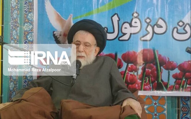 آیت‌الله قاضی دزفولی در علم و عمل صالح سرآمد بود