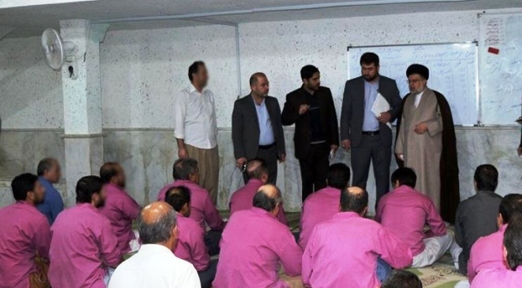 167 زندانی فارس به خانه رفتند
