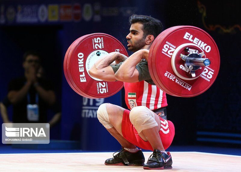 قهرمان وزنه برداری جام فجر: رکوردهای قابل قبولی را ثبت کردم