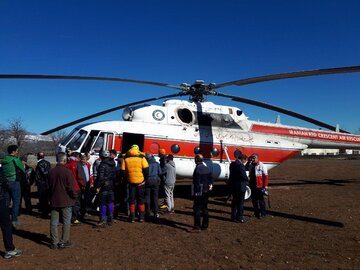 پرواز بالگرد برای یافتن کوهنورد مفقوده شده در علم‌کوه 