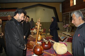 نمایشگاه صنایع دستی در مهاباد