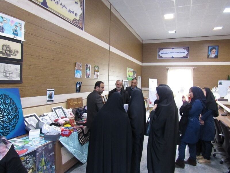 نمایشگاه دستاوردهای هنرستانی در کرج برپا شد