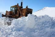 برف و یخبندان، راه روستاهای کوهستانی گلستان را بست