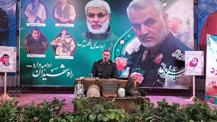 دفاع مقدس گنج پایان ناپذیر نظام اسلامی ایران است