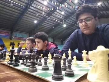 نخستین دوره مسابقات شطرنج سریع کشور جام «مکریان» در بوکان آغاز شد