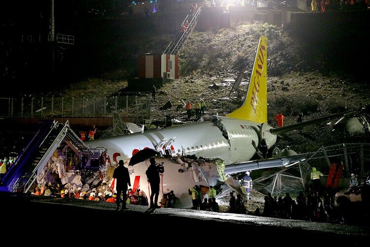 تعداد تلفات سانحه هواپیمایی در فرودگاه استانبول افزایش یافت