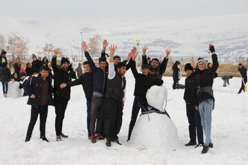 جشنواره زمستانی تخت سلیمان تکاب