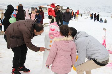 جشنواره زمستانی تخت سلیمان تکاب