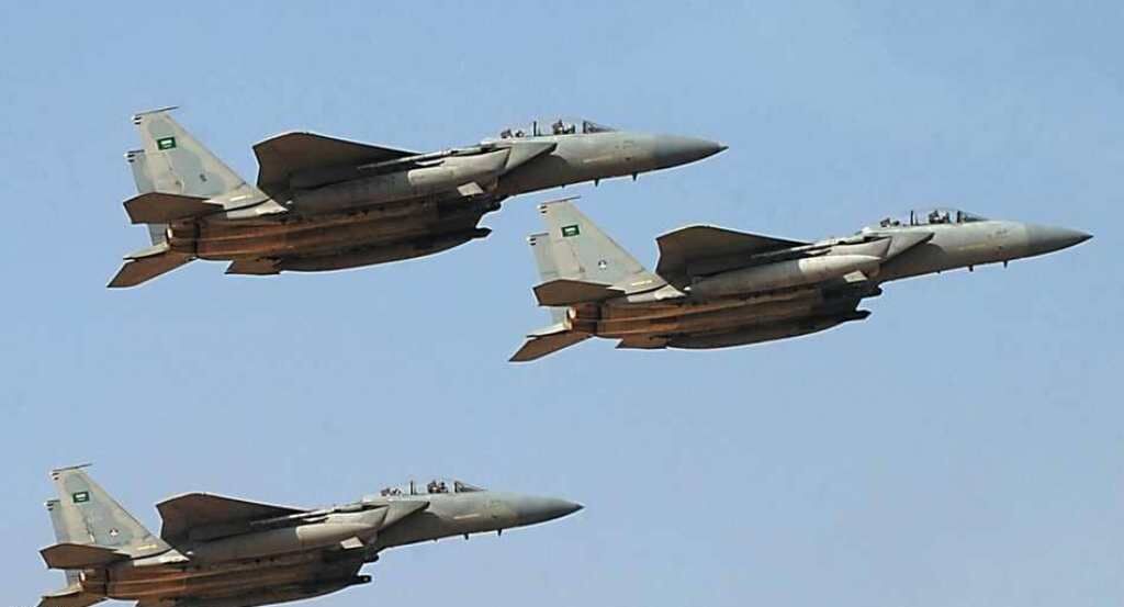 فرار جنگنده های سعودی و امارات از حریم هوایی یمن  