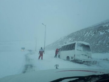 امداد رسانی در کولاک