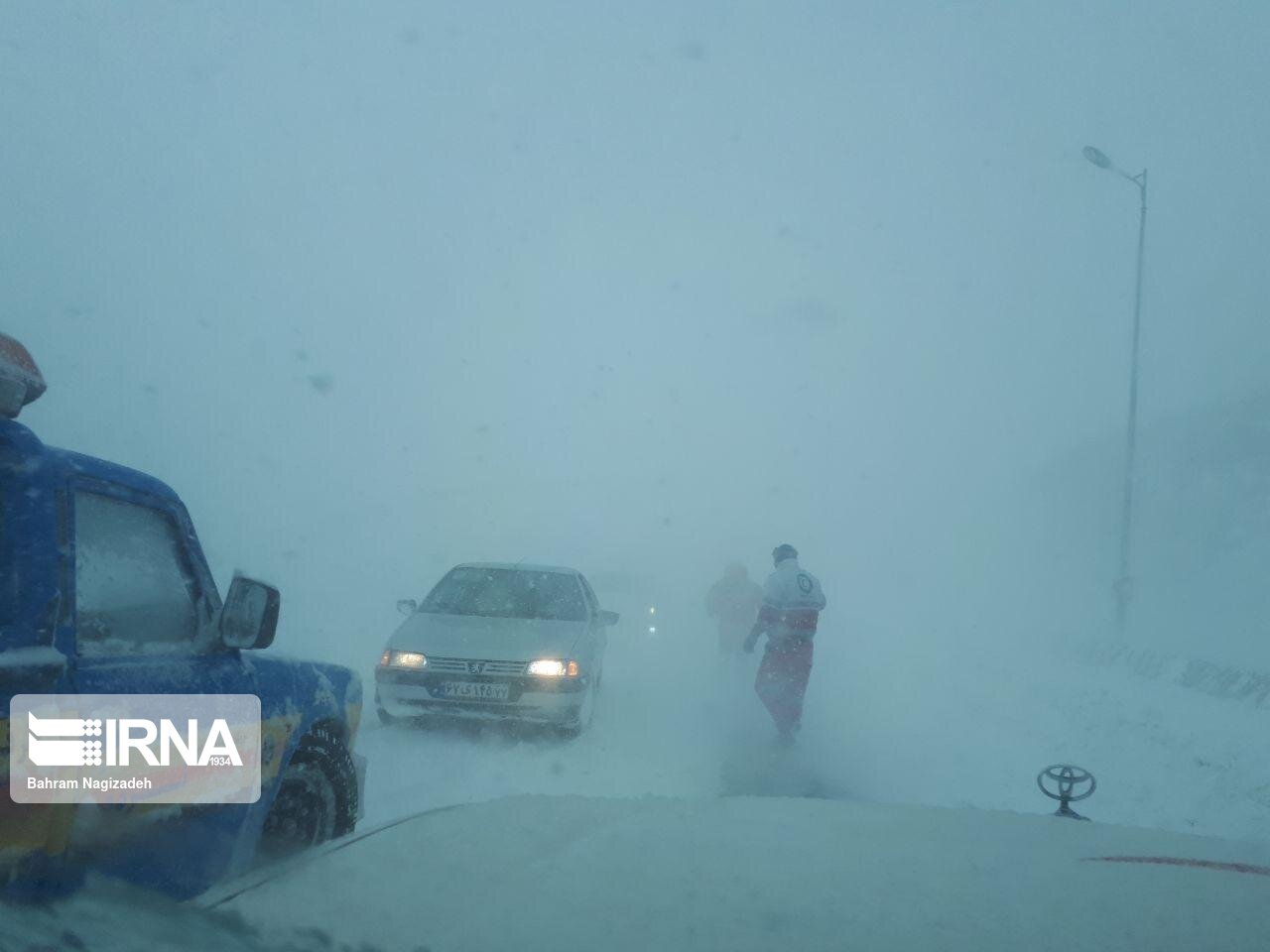 امدادرسانی به ۱۳ هزار و ۶۴۳ نفر از گرفتاران در برف گیلان