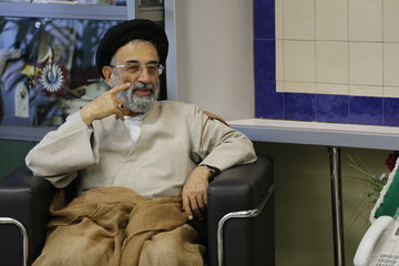 موسوی لاری: ائتلاف با اصولگرایان خودکشی سیاسی است