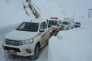 انتقال کودک هموفیلی روستایی در اشنویه به جاده اصلی با جت‌اسکی