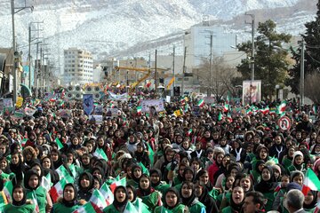 شکوه حضور مردم در راهپیمایی 22بهمن ایلام