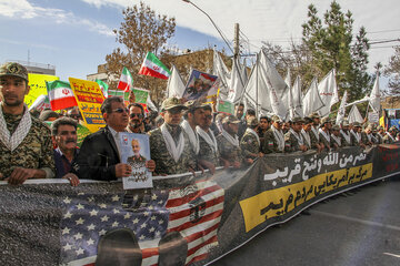 راهپیمایی 22 بهمن در کرمان