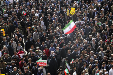 راهپیمایی 22 بهمن در کرمان