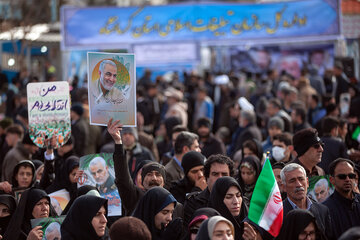 مراسم راهپیمایی یوم الله ۲۲ بهمن در شهر کرمانشاه